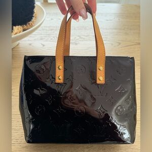 Louis Vuitton Vernis Amarante Tote - Authentic